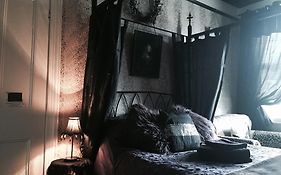 Bats And Broomsticks B&b